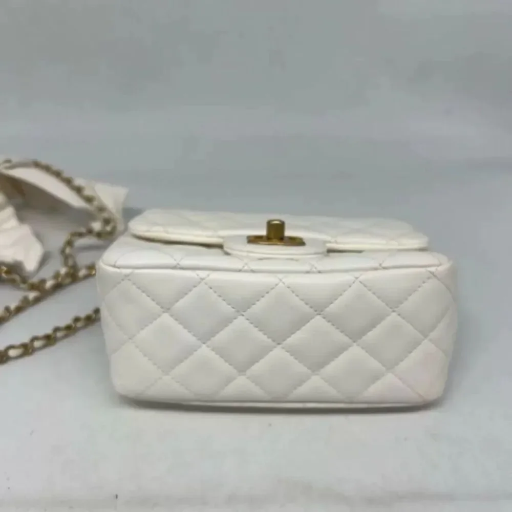 Chanel Women Pre-Loved Bag Very Good Condition